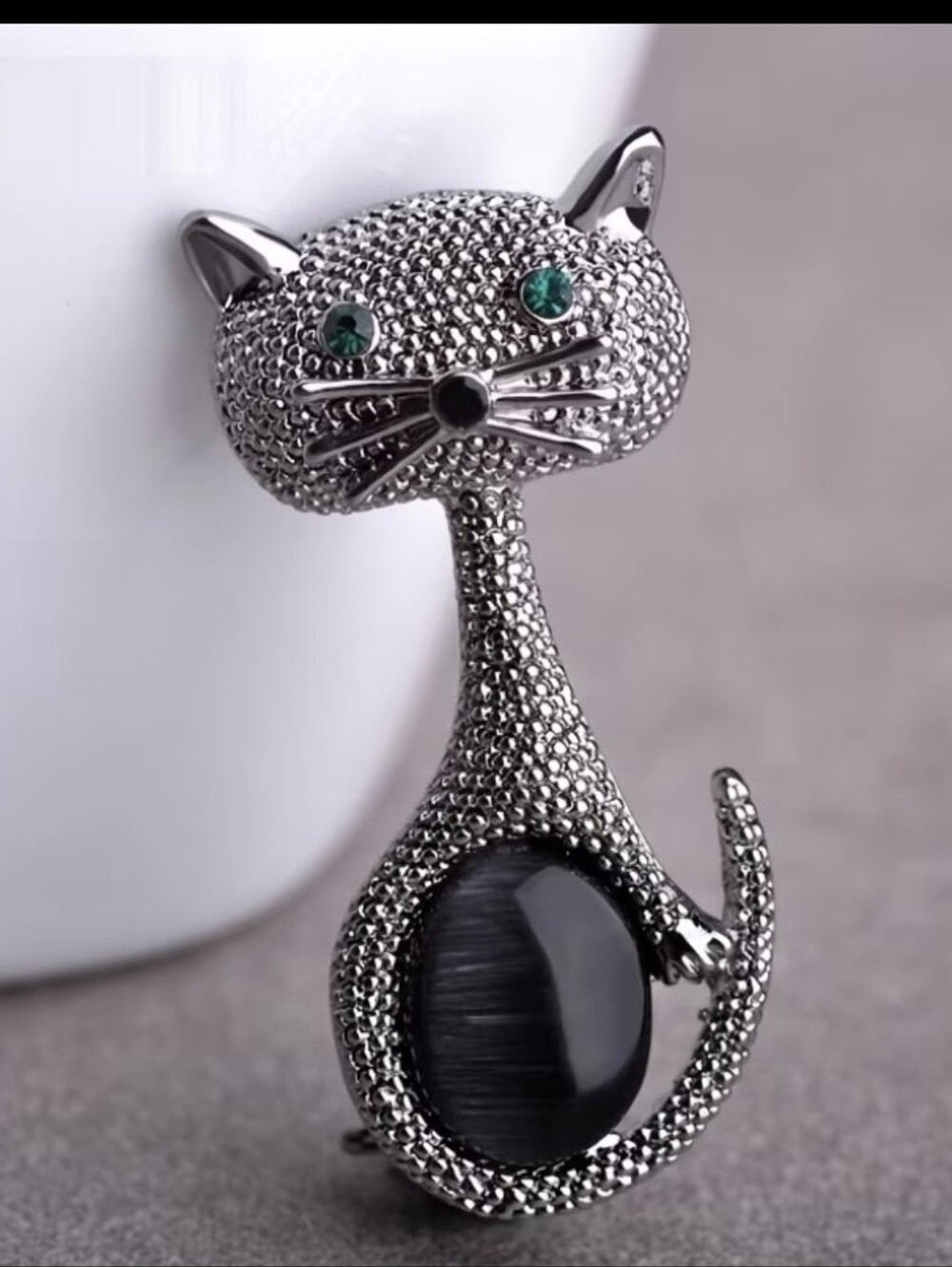 Kitty Cat Tiny Brooch NEW